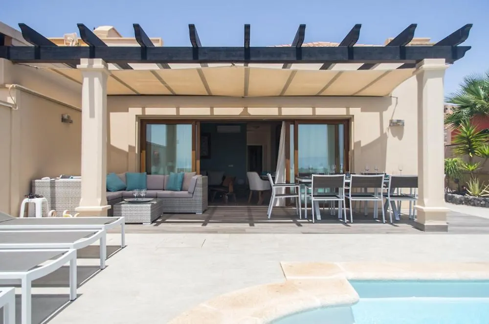 Villa Senorio Del Castillo - Private Heated Pool 칼레타데푸스테